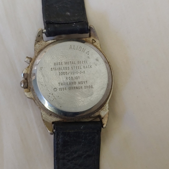 Watch - Picture 3 of 3